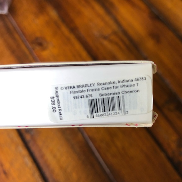 Vera Bradley Red Bohemian Chevron iPhone 7 Case - Picture 6 of 6